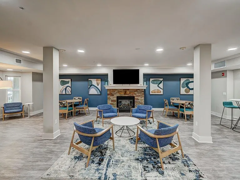 Greenwood Cove Apartment Homes — Photo 17