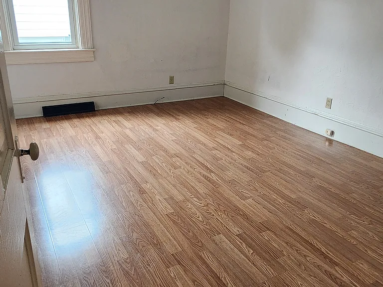 3423 W Hill St — Photo 11