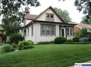 2422 S 40th St, Omaha, NE 68105