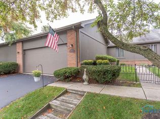 13 Exeter Rd, Perrysburg, OH 43551