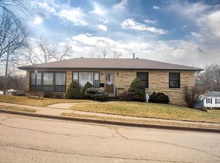 1840 Lori St, Dubuque, IA 52001