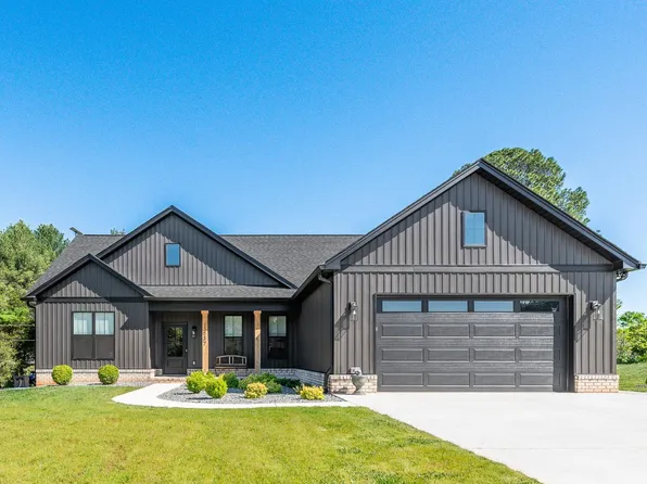 1837 Wingfield Dr, Goode, VA 24556