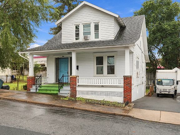 4th image of 423 E Washington St