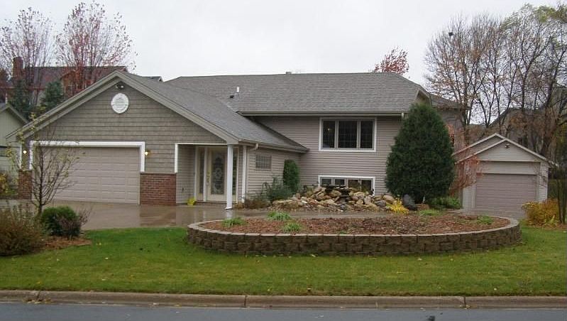 1st image of 3101 E 126th St