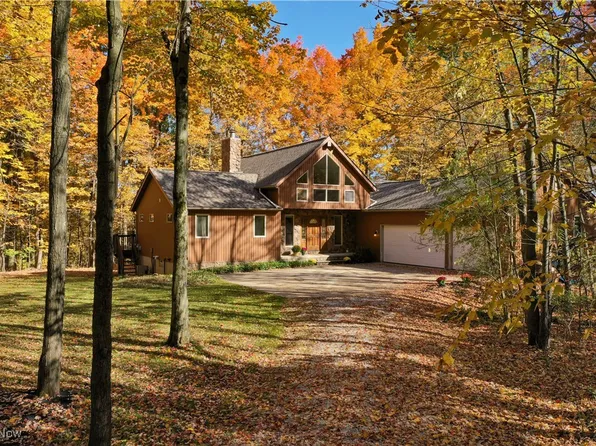 2430 Northampton Rd, Cuyahoga Falls, OH 44223