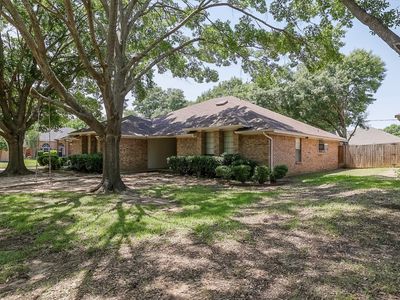 901 Willow Creek Dr, Mansfield, TX, 76063