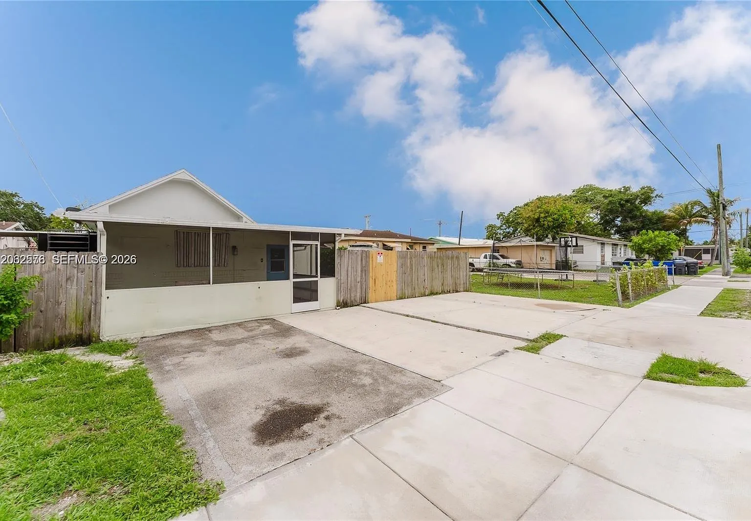 Hollywood Beach Heights S — Photo 1