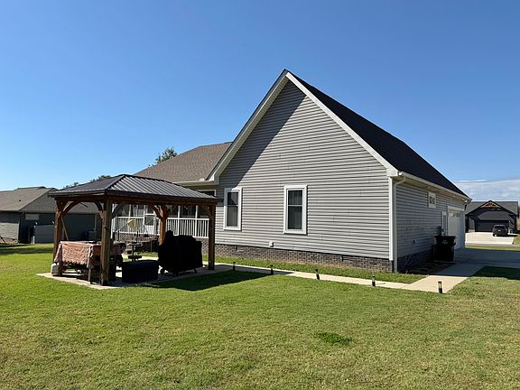5th image of 180 Timber Ridge Rd