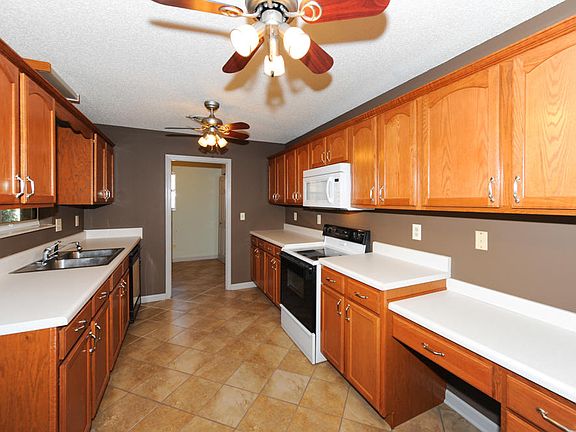 4th image of 1441 Peabody Dr