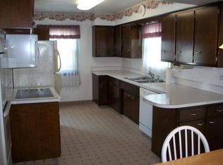 8331 25th Ave, Kenosha, WI 53143