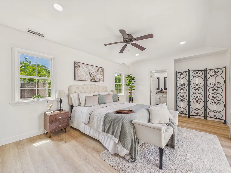 7425 Brighton Dr — Photo 33