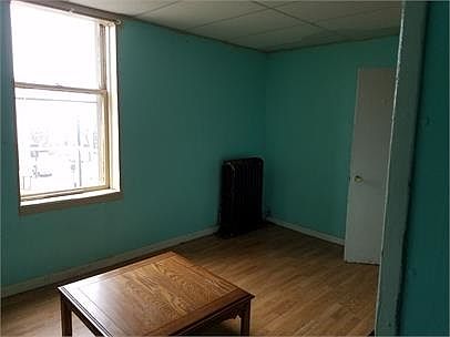 2nd image of 522 56th St APT 1