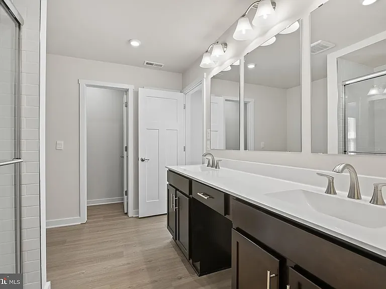 47 Elmiraj Ct — Photo 16