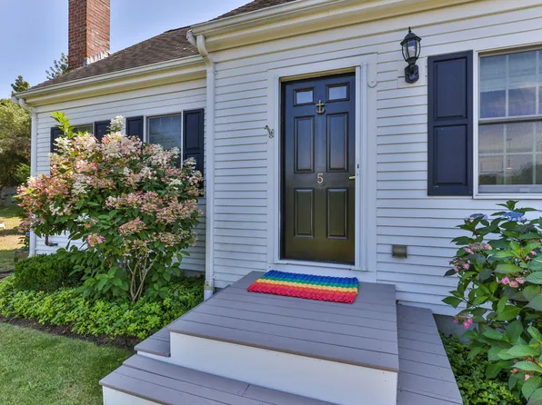 5 Glacier Drive, Truro, MA 02666