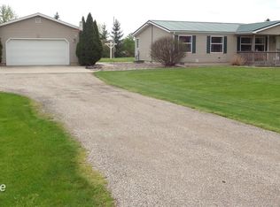 20025 Nelson Rd, Merrill, MI 48637