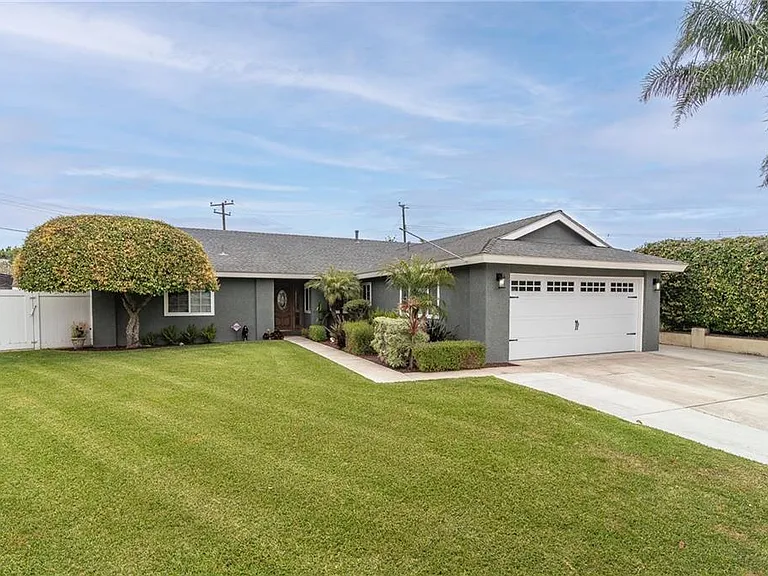 11673 Iris Ave — Photo 14