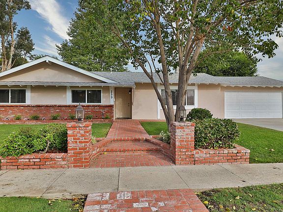 2nd image of 259 Cay Ct