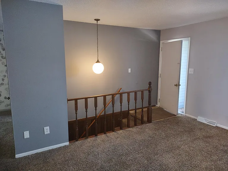 6120 Campus Park Dr SE — Photo 11