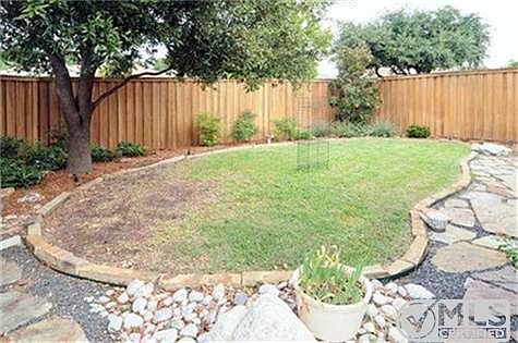 3rd image of 2525 Creighton Dr