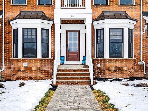 4th image of 45 Watermark Lndg E