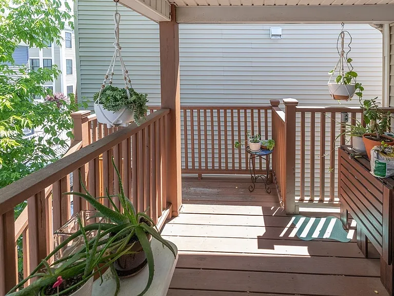17B Bonair St #17B — Photo 10