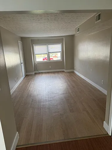 19 Lakeshore Dr Photo 1