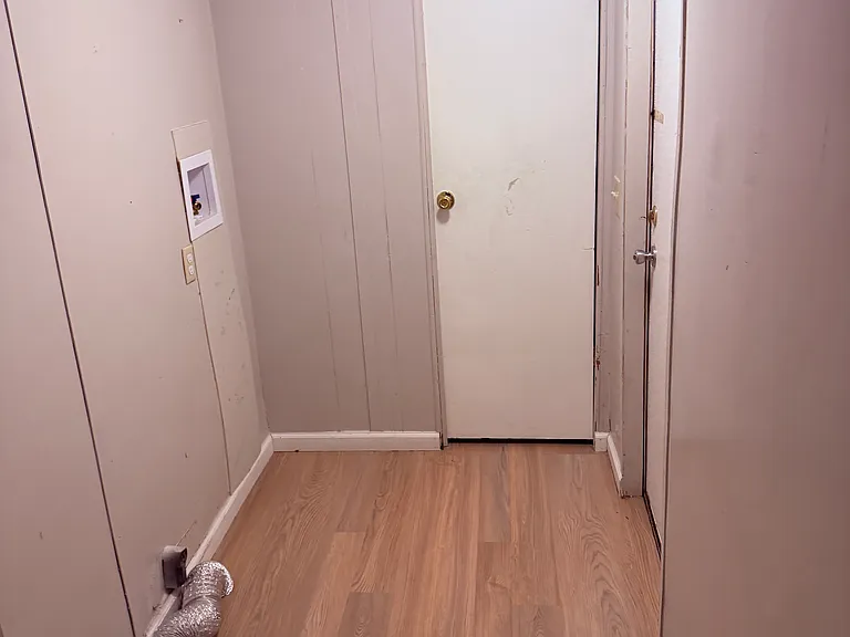 411 Bush St E #10 — Photo 3