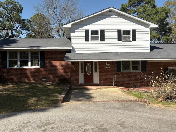 1280 Woodland Dr, Lugoff, SC 29078