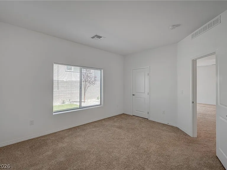 630 Great River Ave — Photo 26