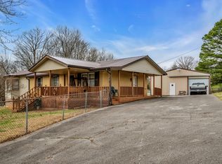 125 Lynn Ln, Charlotte, TN 37036