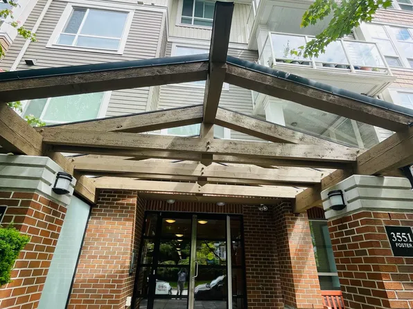 3551 Foster Ave, Vancouver, BC V5R 0A1
