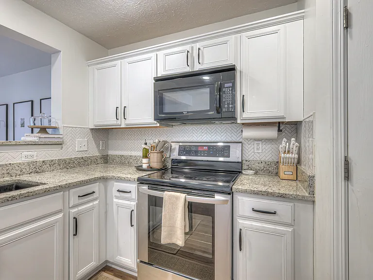 1846 Shaylin Loop — Photo 7