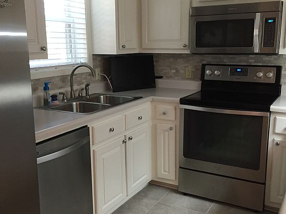 Stainless appliances 
