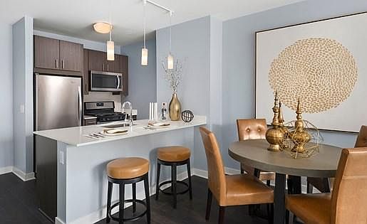 2nd image of 26 W Randolph St #3401