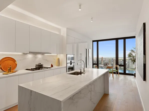 695 First Avenue image 2 of 29