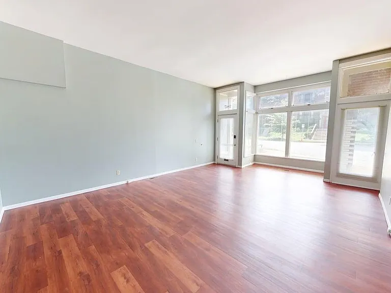 3861 McRee Ave — Photo 3