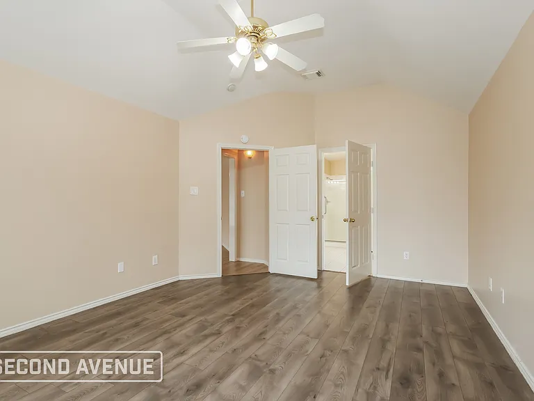 21930 Golden Cedar Dr — Photo 12