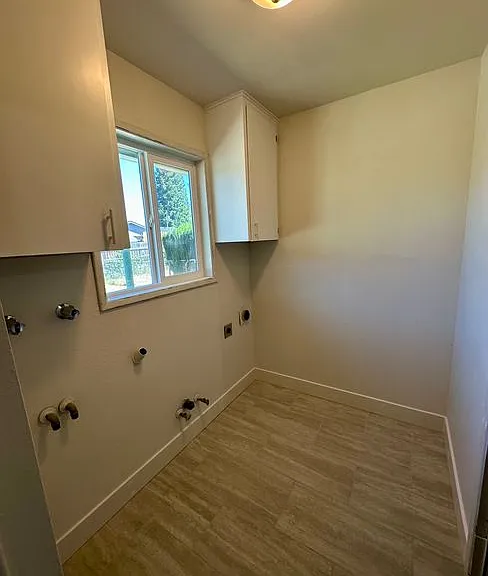 8715 NE 26th Ave — Photo 12