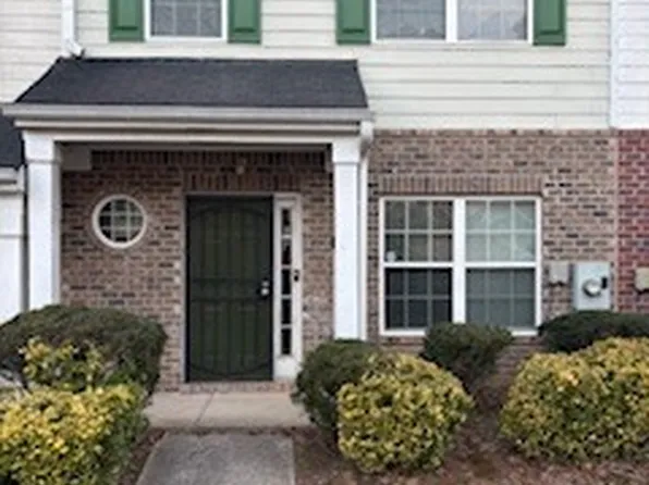 290 Brookview Dr, Riverdale, GA 30274