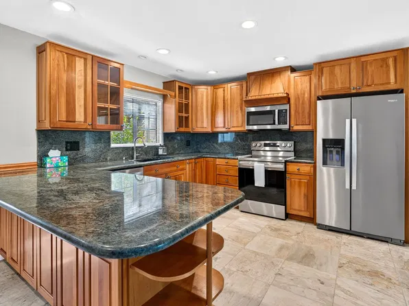 23654 Country Villa Rd, Ramona, CA 92065
