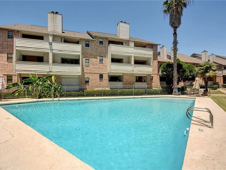 2500 Burleson Rd #319 — Photo 17