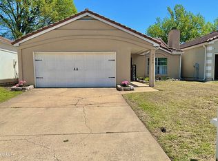 7190 Atterbury Cir E, Southaven, MS 38671