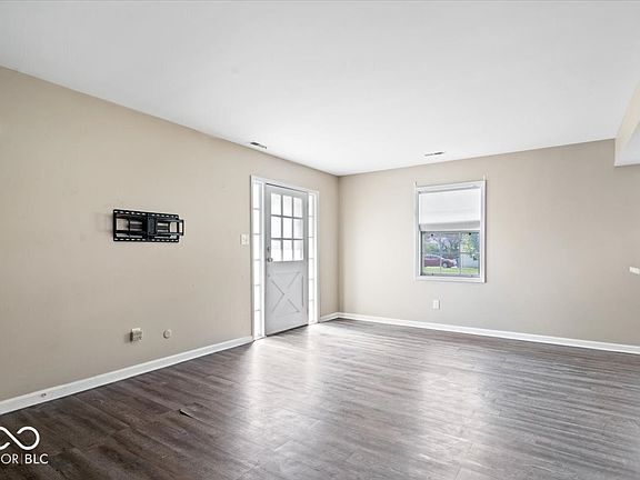 2nd image of 4414 London Ct
