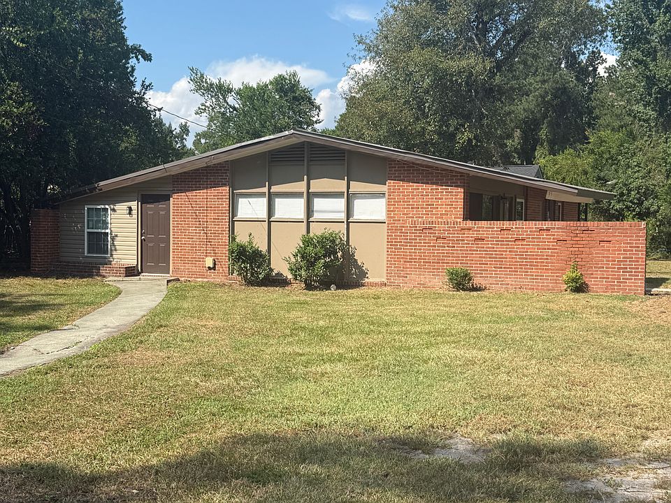 1st image of 2267 Raleigh Dr