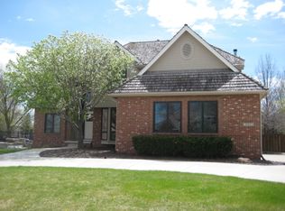 16623 Howard Cir, Omaha, NE 68118