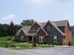 19196 Triple Crown Dr, Abingdon, VA 24211