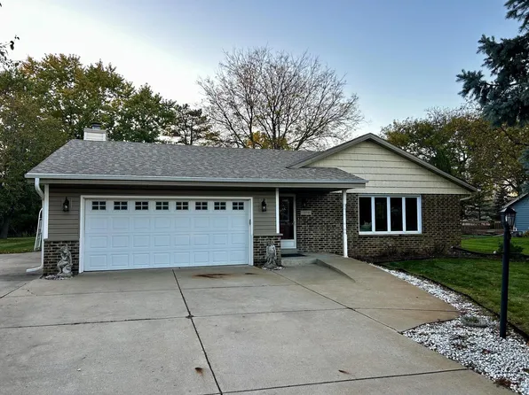 7850 Scenic View DRIVE, Waterford, WI 53185