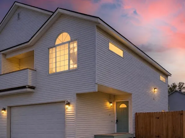 233 Whisper Knoll Cir #B, Anchorage, AK 99504
