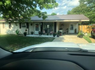 39410 W Sue Dr, Malden, MO 63863