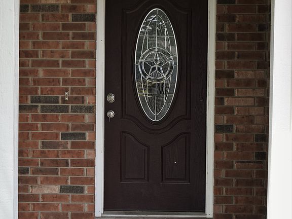 2nd image of 15807 Bellister St